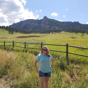 Meet your Posher, Kelley